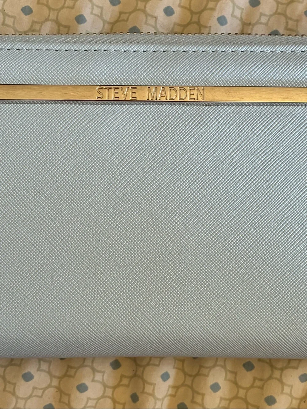 Steve Madden Light Gray Wallet with Gold Bar
